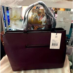 London Fog Leather Purse